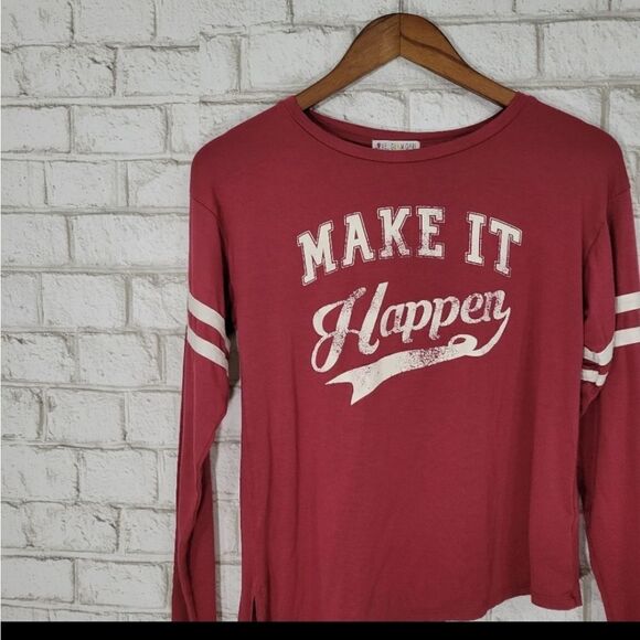 NWOT Make it Happen graphic long sleeve top - Picture 2 of 9